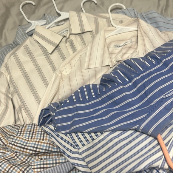 EUC MENS DRESS SHIRT BUNDLE OF 14 BUTTON UP ASSORTED SIZES : ALL NAME BRAND - Picture 9 of 12